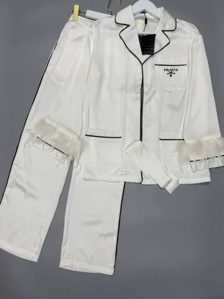 Костюм Prada