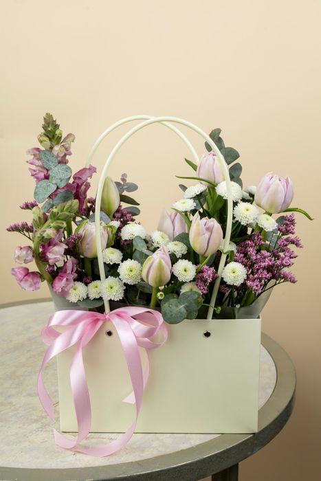 Композиция "Её весна"