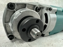 Болгарка Макита 230мм Шлифмашина угловая Makita GA9020