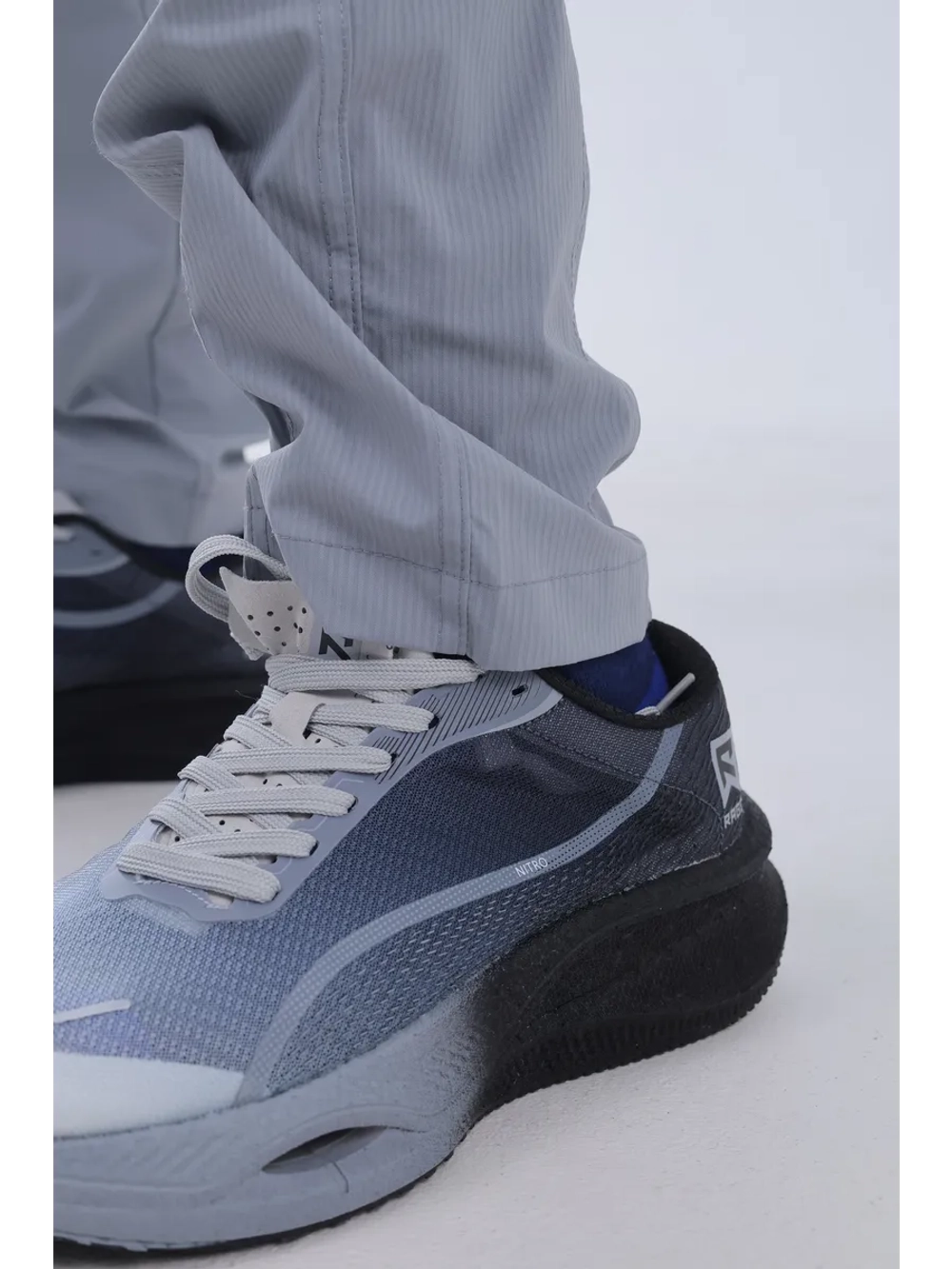 Спортивные брюки прямого кроя