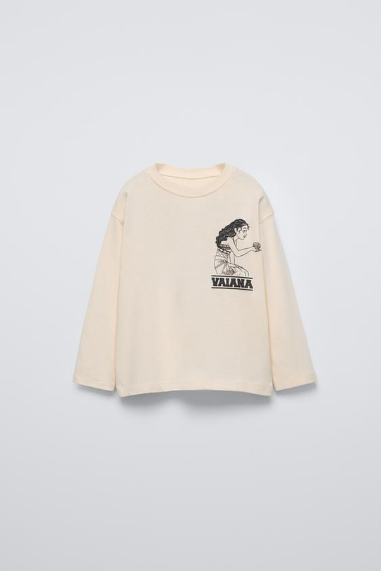 ZARA ЛОНГСЛИВ С РЕЛЬЕФНЫМ ПРИНТОМ VAIANA ©DISNEY, ЭКРЮ