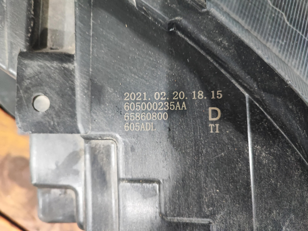 Фара правая LED Chery Tiggo 8 Pro 21-нв Б/У Оригинал 605000235AA