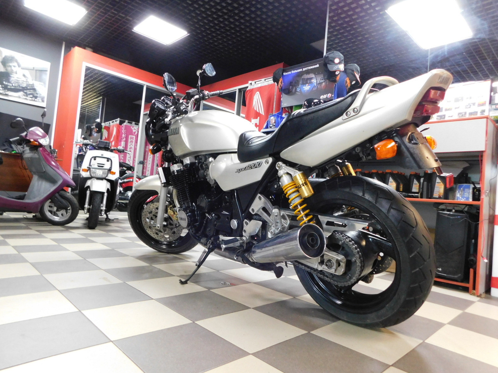 Yamaha XJR1200 4KG-029140