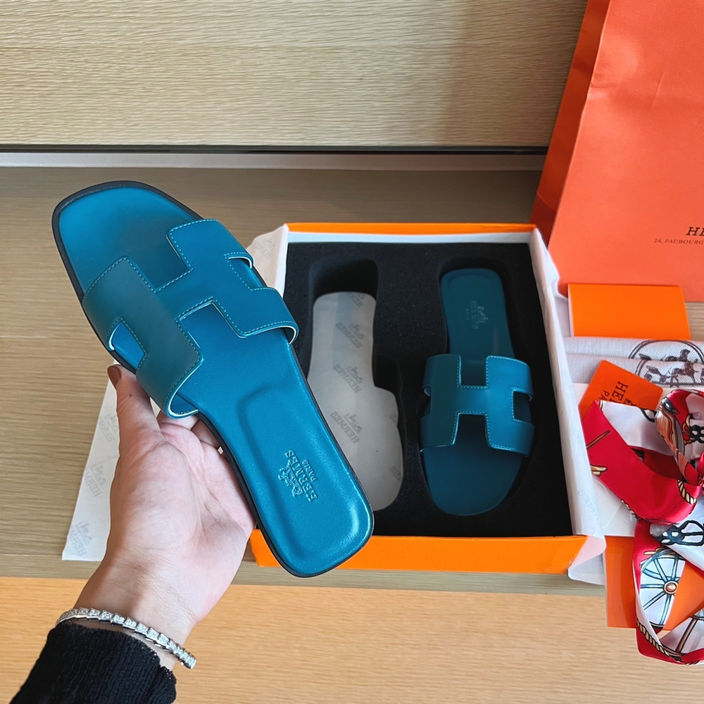 Hermes Oran Sandal
