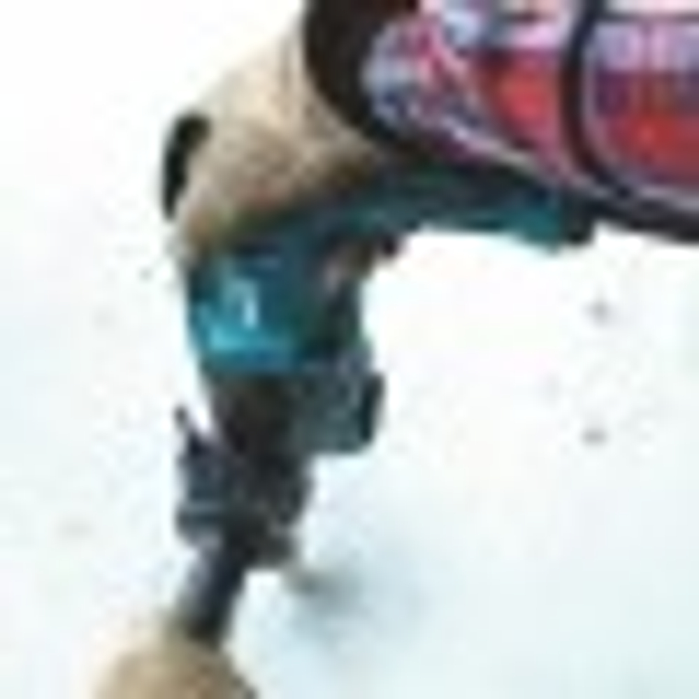 Перфоратор MAKITA HR2630