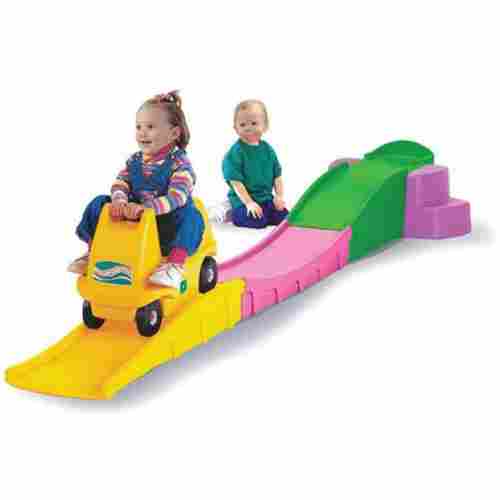 Каталка машинка с горочкой для игровой комнаты