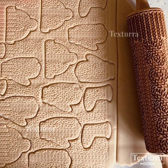 Скалка с узором Вязка с косичкой