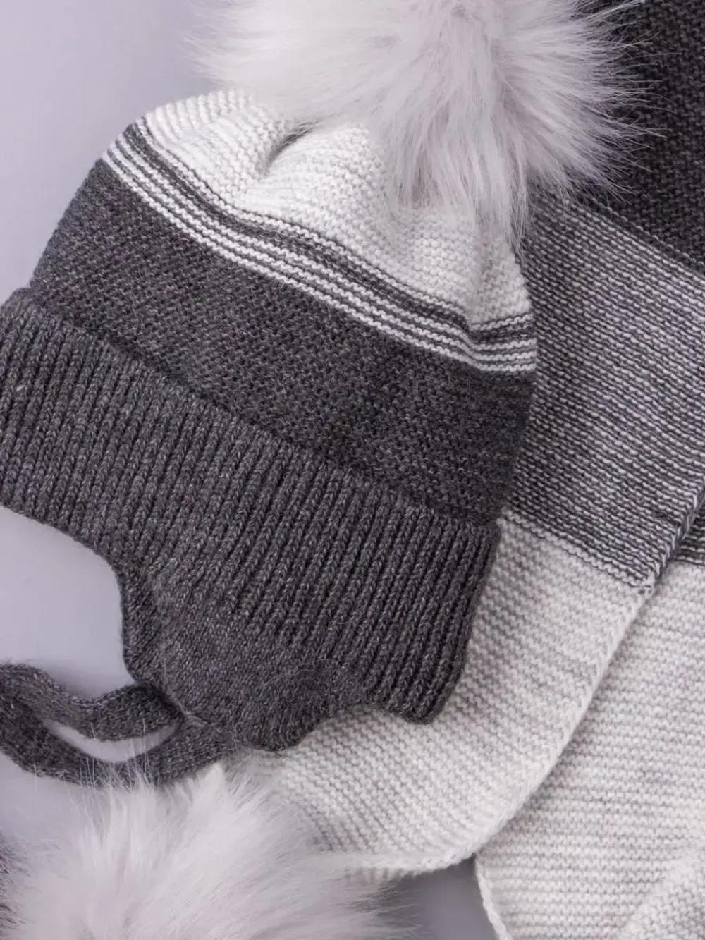 Шапка детская зимняя вязаная и шарф