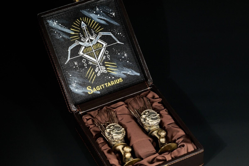 Набор лафитников для водки «Знаки Зодиака Стрелец» 2 шт. в подарочном футляре c художественным оформлением