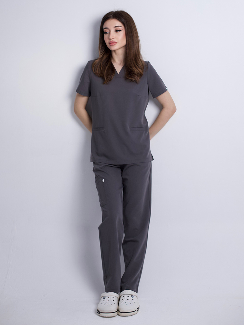 Базовый медицинский костюм Medici графит вид спереди