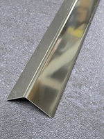 Угол 20*20мм "DO-1" 2,7м Шампань (бронза св.) глянец анод. алюм.