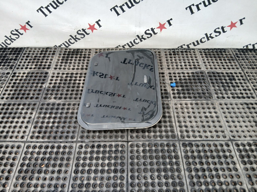 Люк в сборе