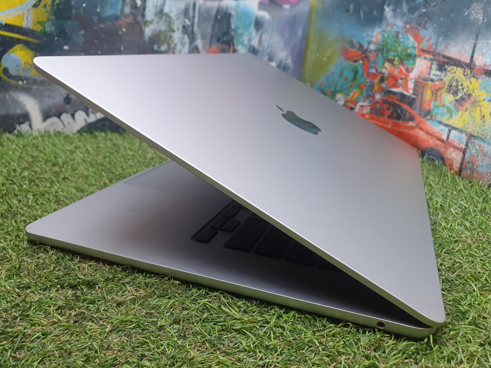 MacBook Air 15 2023 M2 512Gb 12 циклов A2941