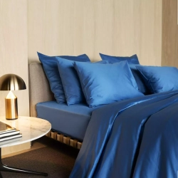 Простыня на резинке 90x200x20 Mollen васильково-синяя