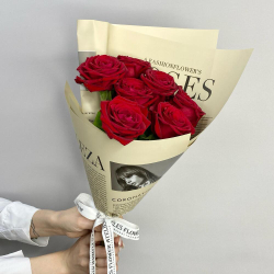 Букет из 7 красных роз 50 см