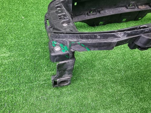 Воздуховод радиатора BMW M5 F90 (2020-2024)