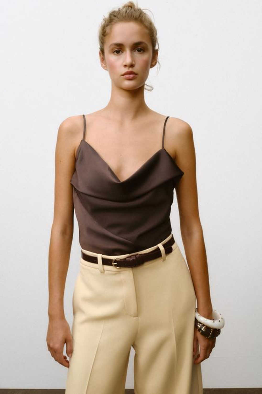 ZARA БРЮКИ-КЮЛОТЫ С РЕМНЕМ, СВЕТЛО-БЕЖЕВЫЙ