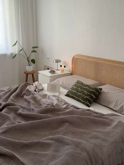 Плед из шерсти бежево-серого цвета из коллекции essential, 130х180 см