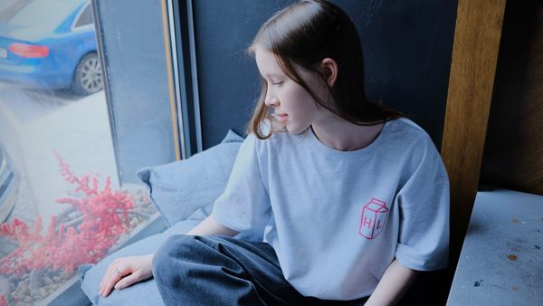 Футболка оверсайз Milk меланж серая - фото 9