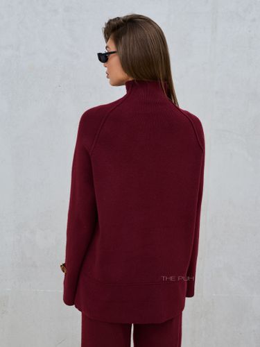 Бордовый трикотажный костюм с брюками