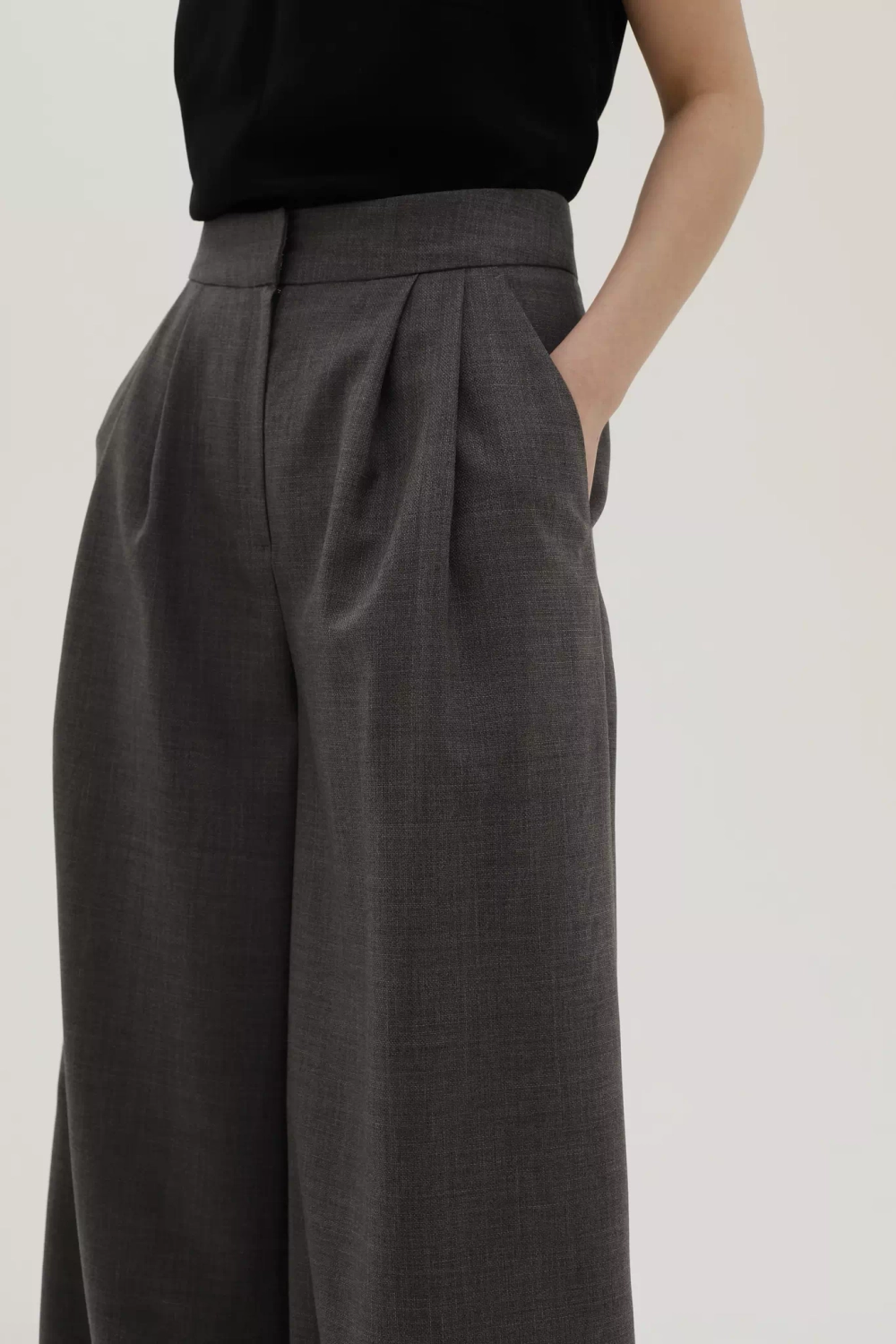 Брюки палаццо серые