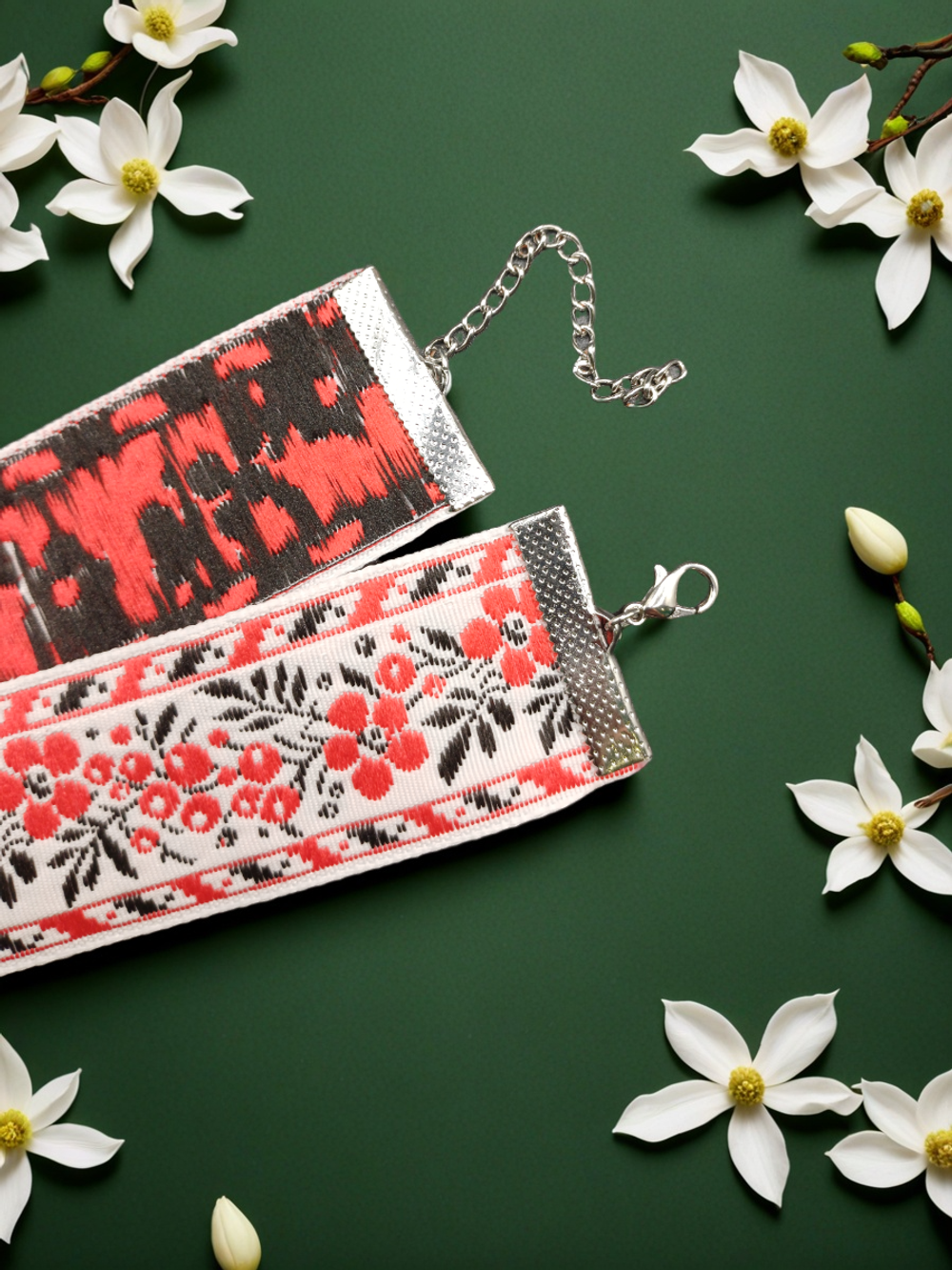 Чокер народный Ягоды черно-красный 3 см