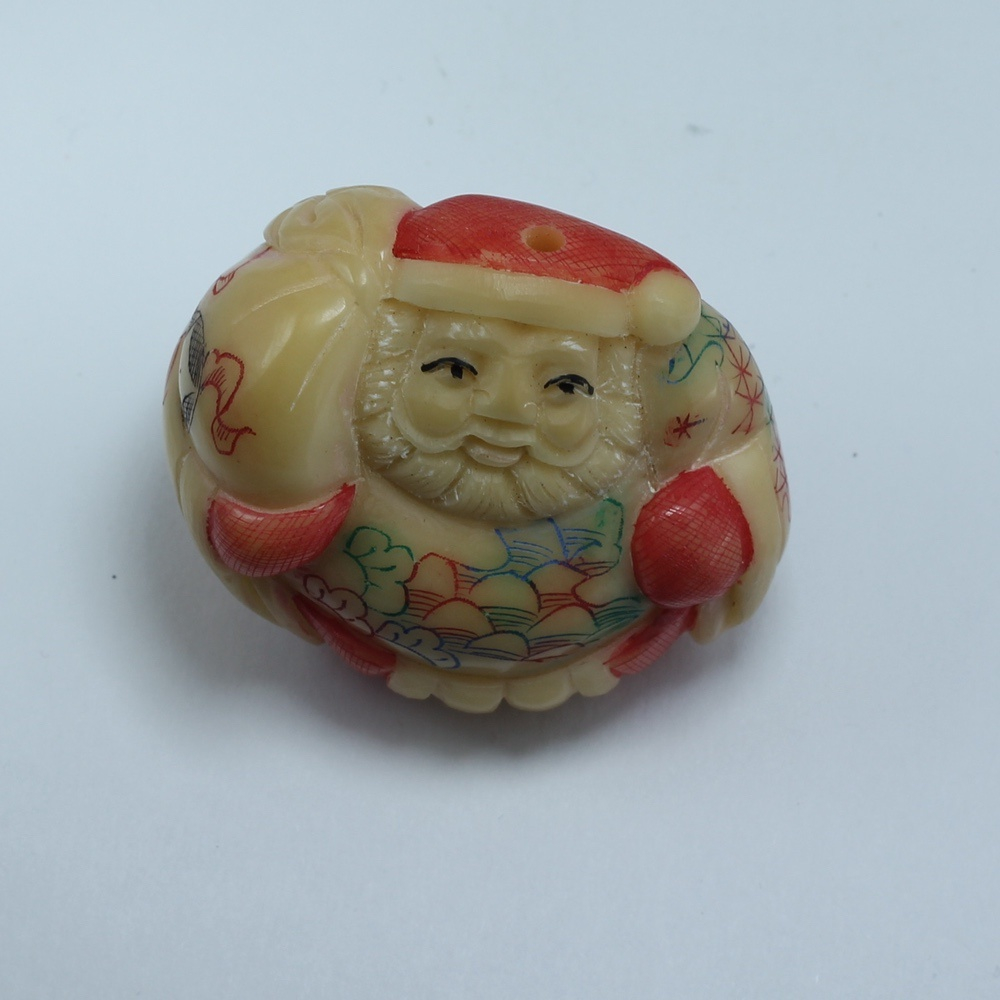 Нэцкэ Дед Мороз