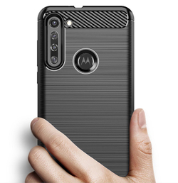 Мягкий защитный чехол в стиле карбон на Motorola G8, серия Carbon от Caseport