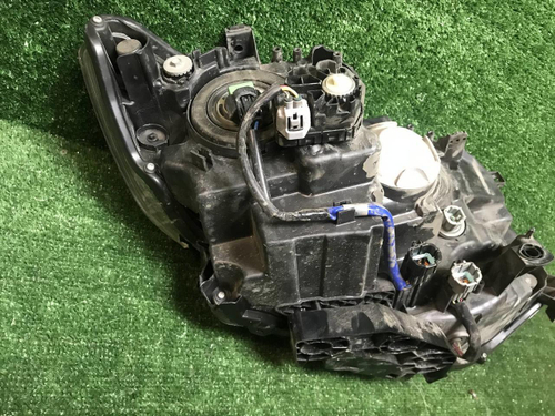 Фара левая Nissan X-Trail T32 17-22 галоген