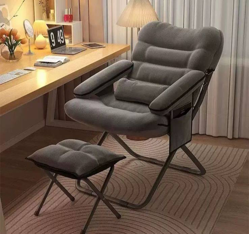 Кресло с подножкой