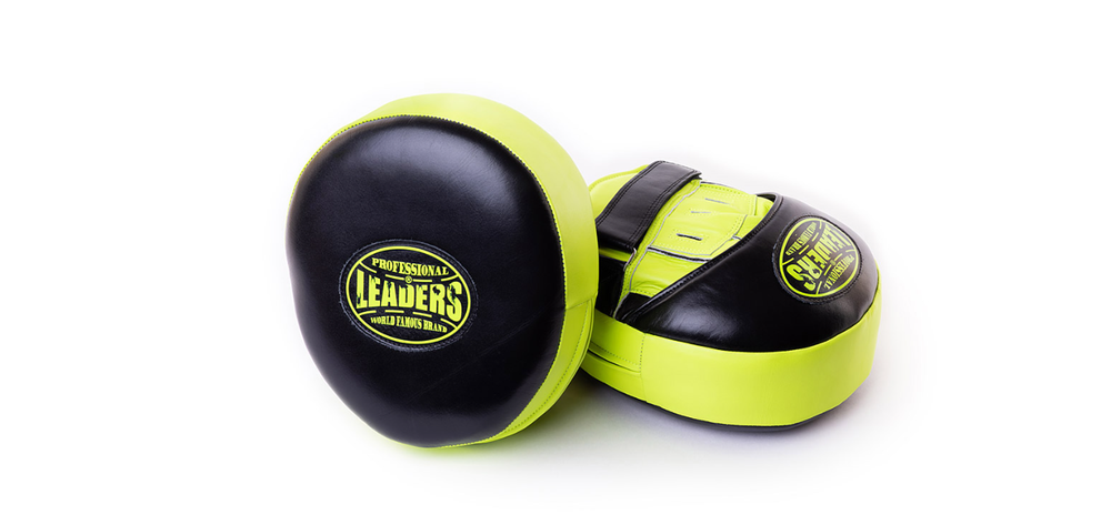 Лапы тренерские LEADERS BIG-AIR BK/GN (ONE, кожа, черный/зеленый)