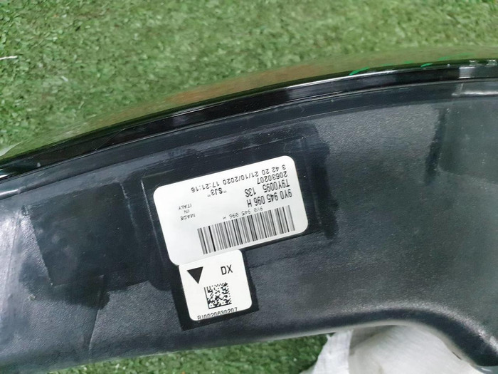 Фонарь правый внешний Porsche Cayenne 3 (17-23)