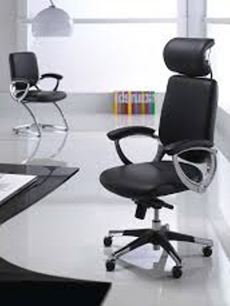 Офисные кресла 