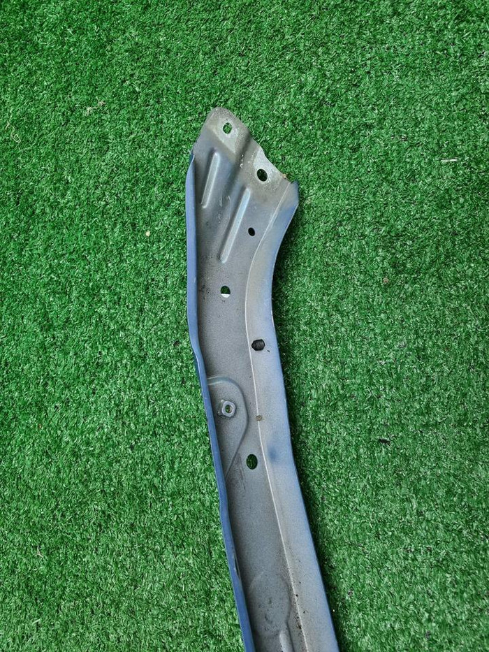 Кронштейн панели левый Chery Arrizo 8 (2022-н.в.)