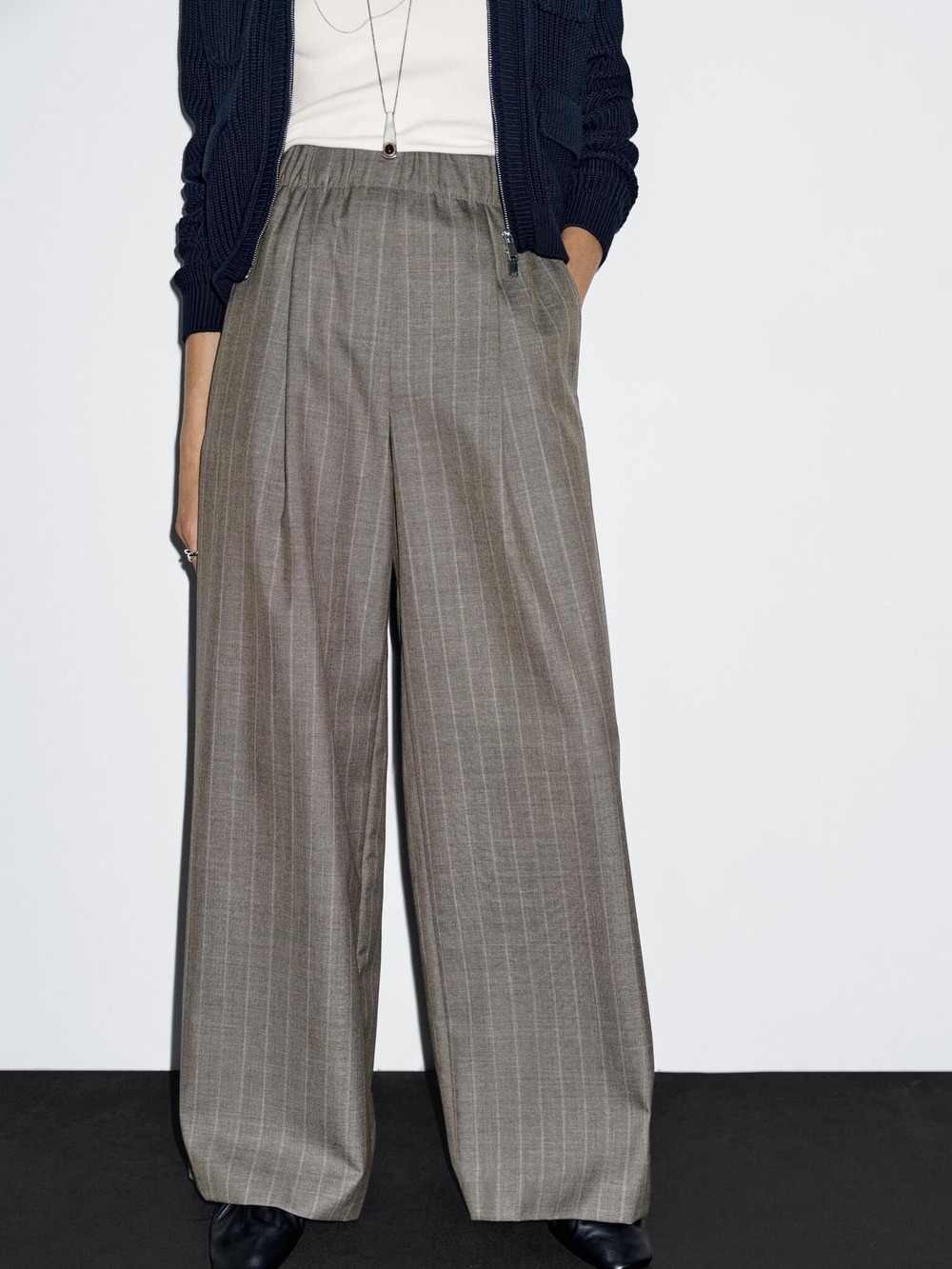 Massimo Dutti Брюки в тонкую полоску из 100% шерсти, серо-бежевый