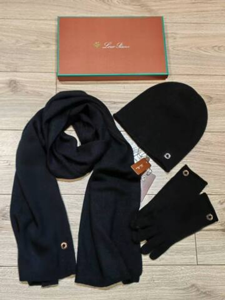 Комплект Loro Piana (шарф + шапка + перчатки)