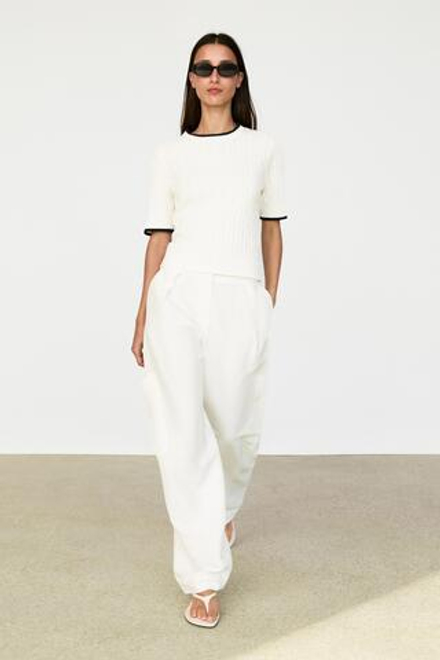 Massimo Dutti Вязаный свитер с короткими рукавами и узором «косы», белый