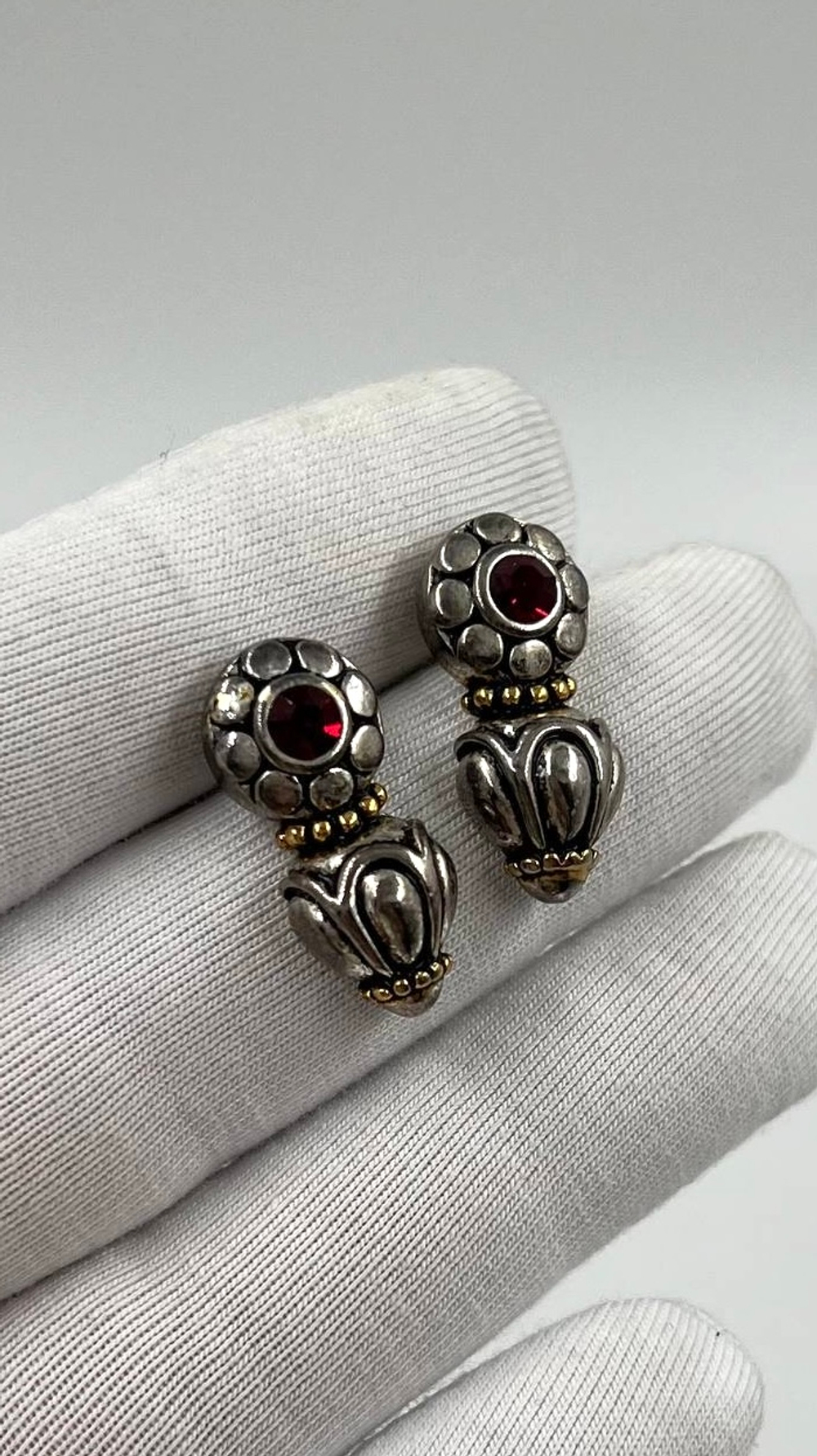 Серьги с красными кристаллами