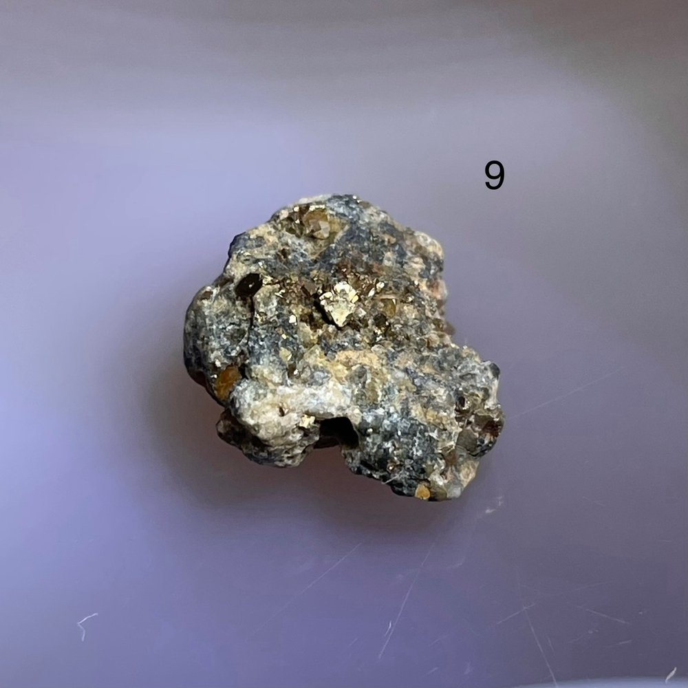 53940  Пирит в кварце Бусина необработанная 12-17мм