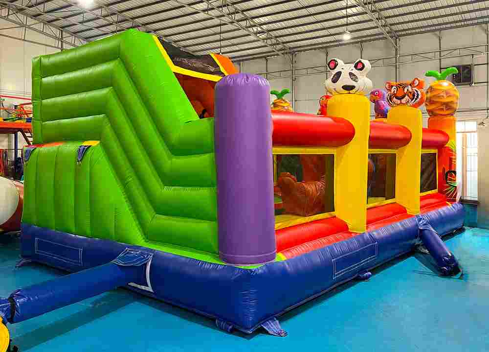 Коммерческий надувной батут «Попугайчики 2» 6*4*2,8 м