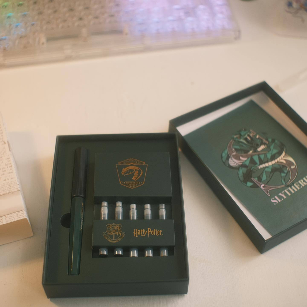 Перьевая ручка Platinum Limited Harry Potter Slytherin зеленая (PLAT003HP)