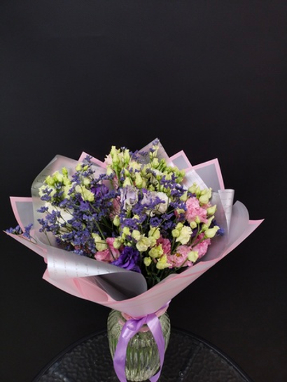 Букет микс эустомы с лимониумом