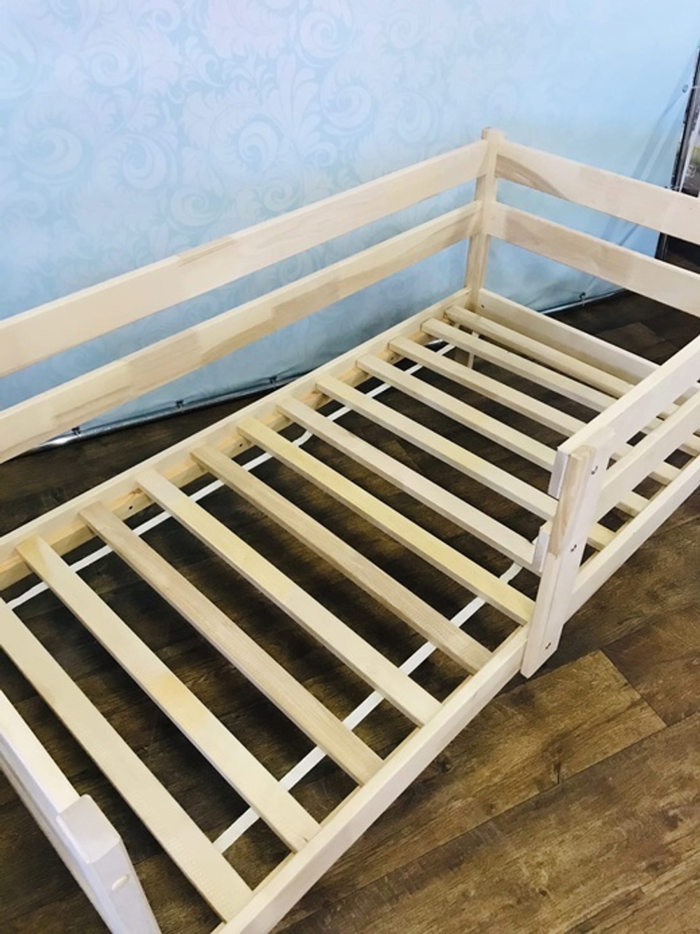 Кровать подростковая "Софа" 180*90 см без покраски 2 борта, (Pirogova wood)