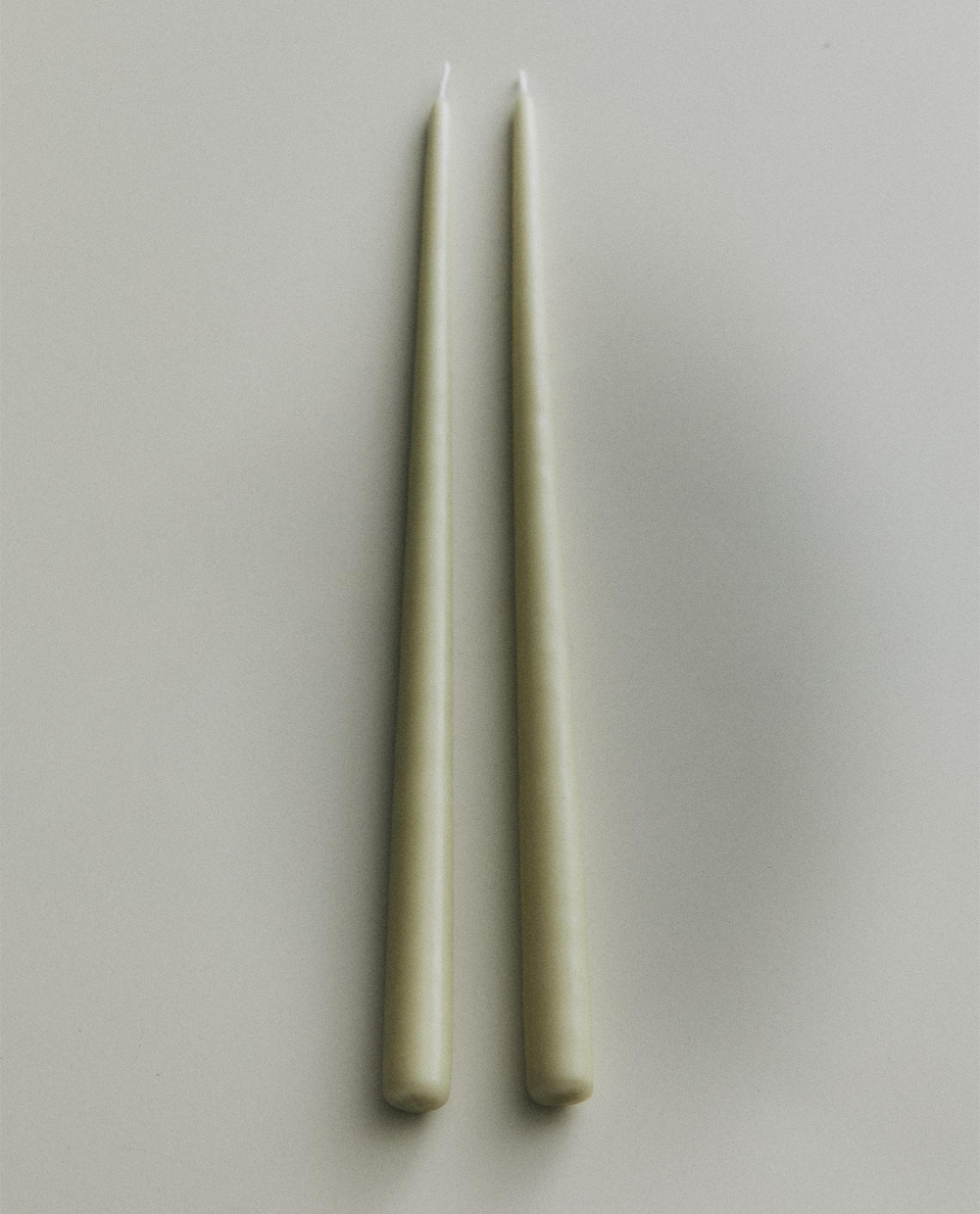 Декоративная свеча Zara Home, 38х2.2 см, 6344/065