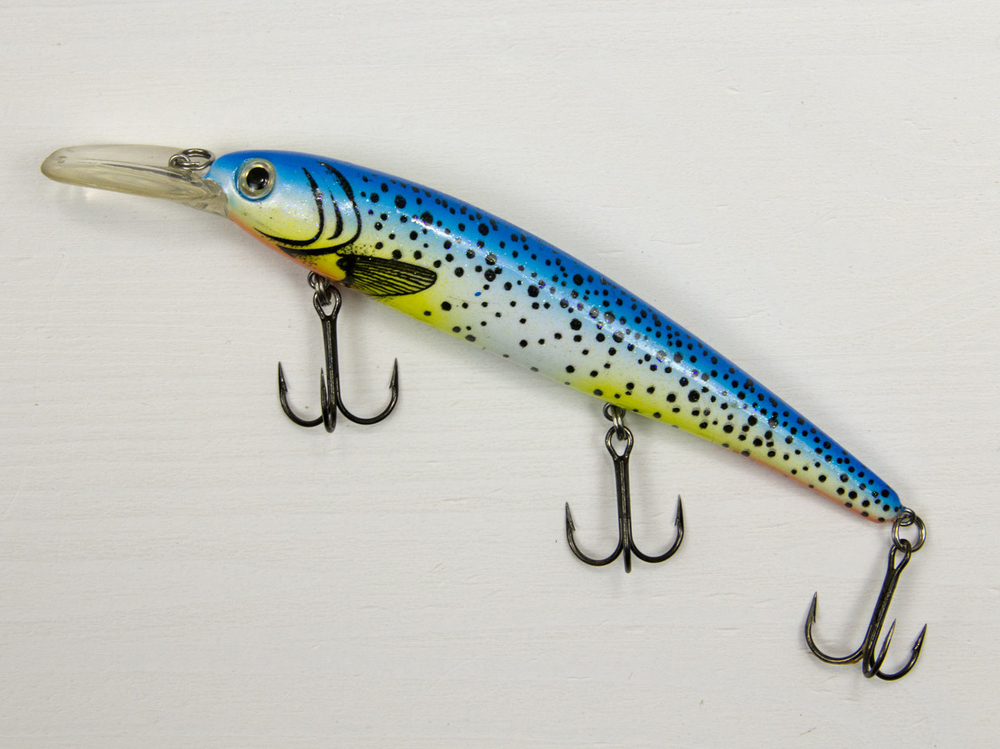 Shallow Walleye Bandit 12 см., цвет 067