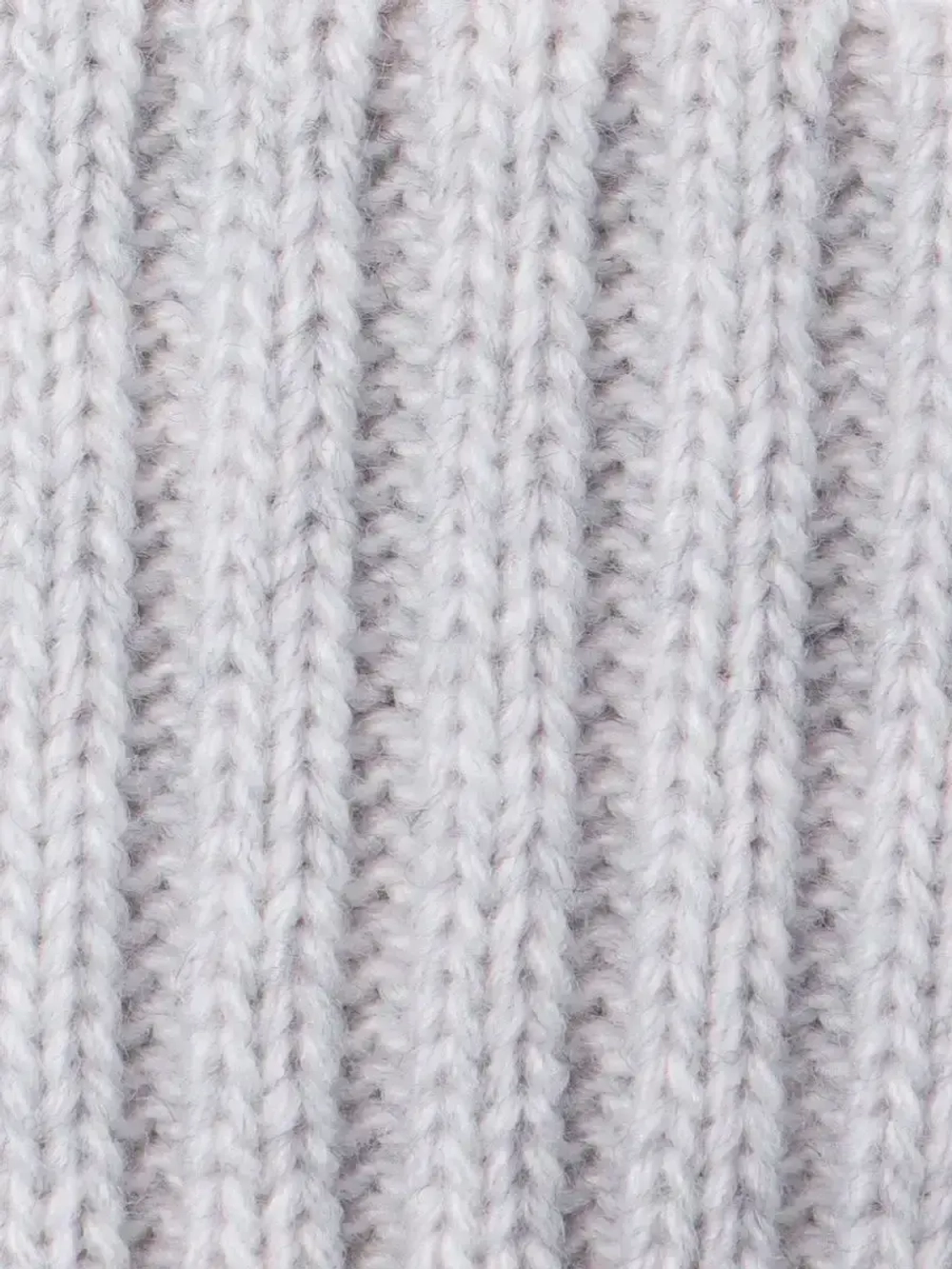 Шапка зимняя вязаная и снуд