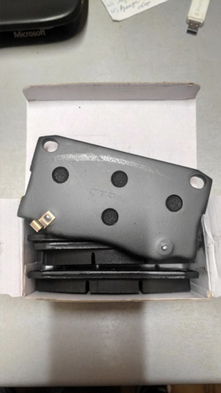 Колодки тормозные передние дисковые Hyundai HD78, HD65 в Пензе