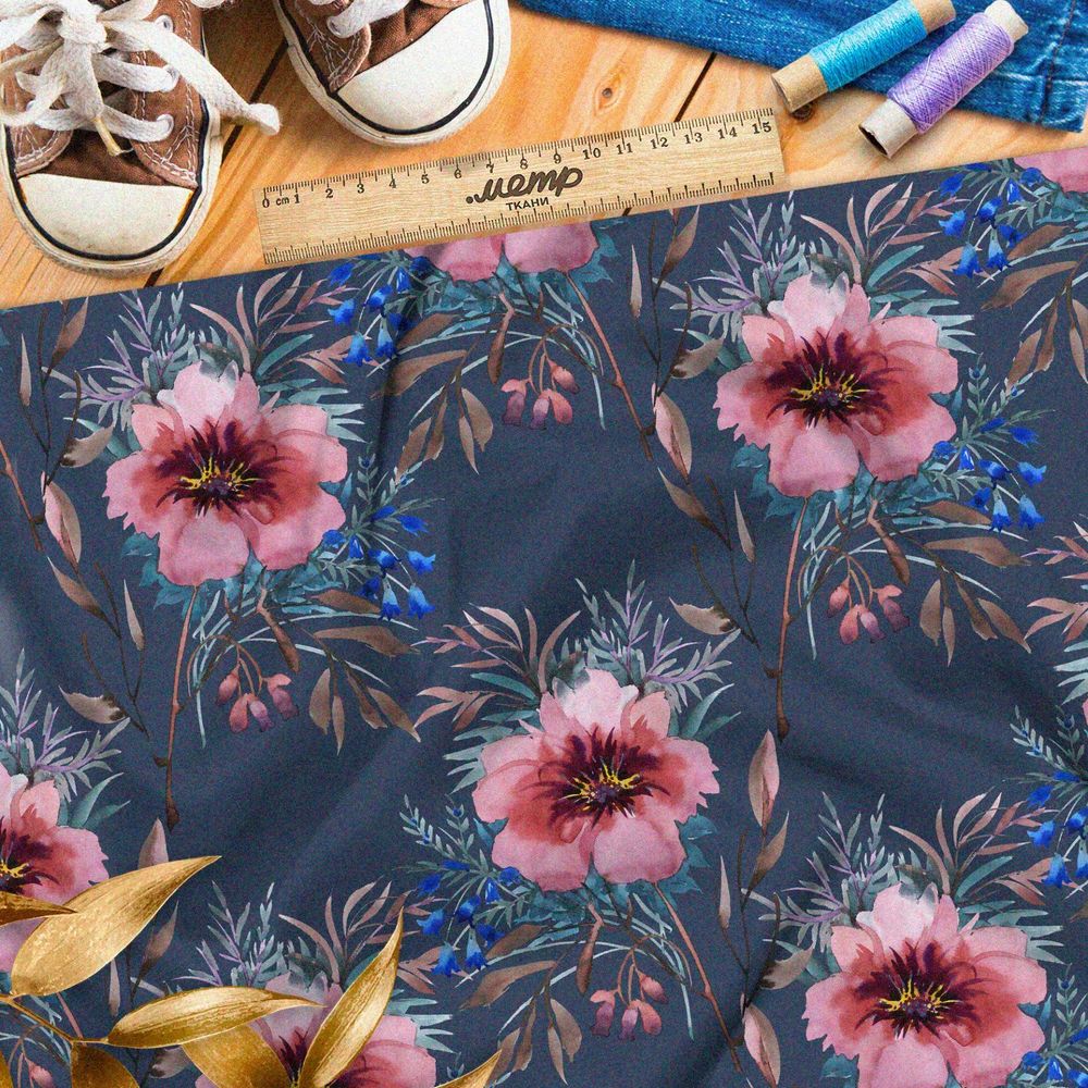 Ткань шифон приглушённые розовые цветы на сером фоне