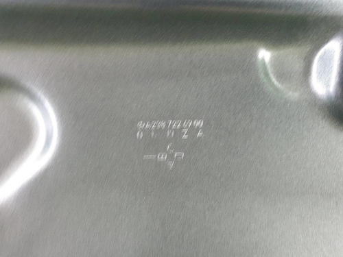 Дверь левая Mercedes E C238 (2016-2023)