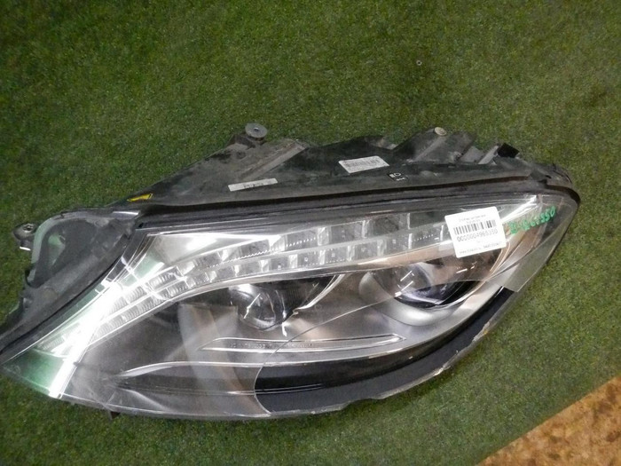 Битая Фара левая Mercedes S w222 (2013-2017) LED